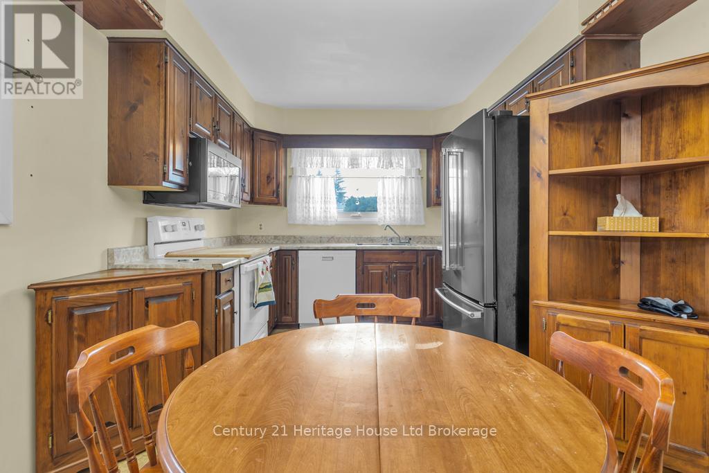 109 Lyndale Crescent, Woodstock, Ontario  N4S 7S8 - Photo 13 - X12696198