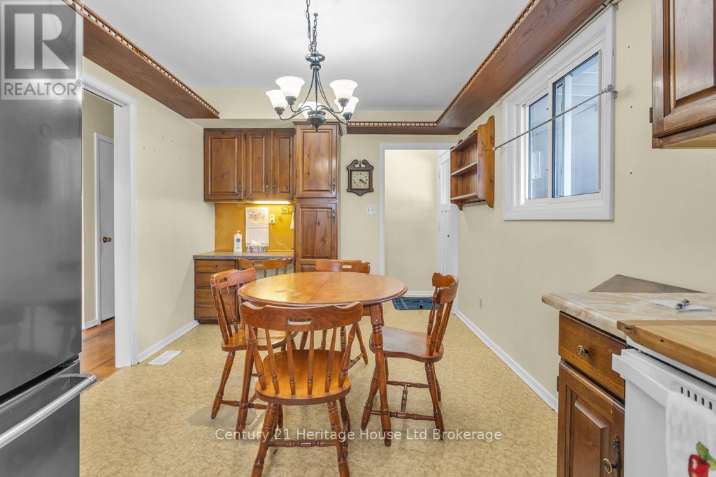 109 Lyndale Crescent, Woodstock, Ontario  N4S 7S8 - Photo 14 - X12696198