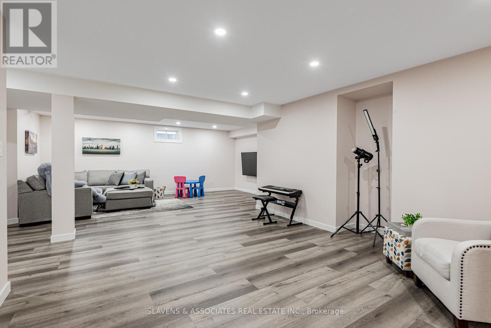 26 Marks Road, Springwater, Ontario  L9X 0S5 - Photo 38 - S12694752