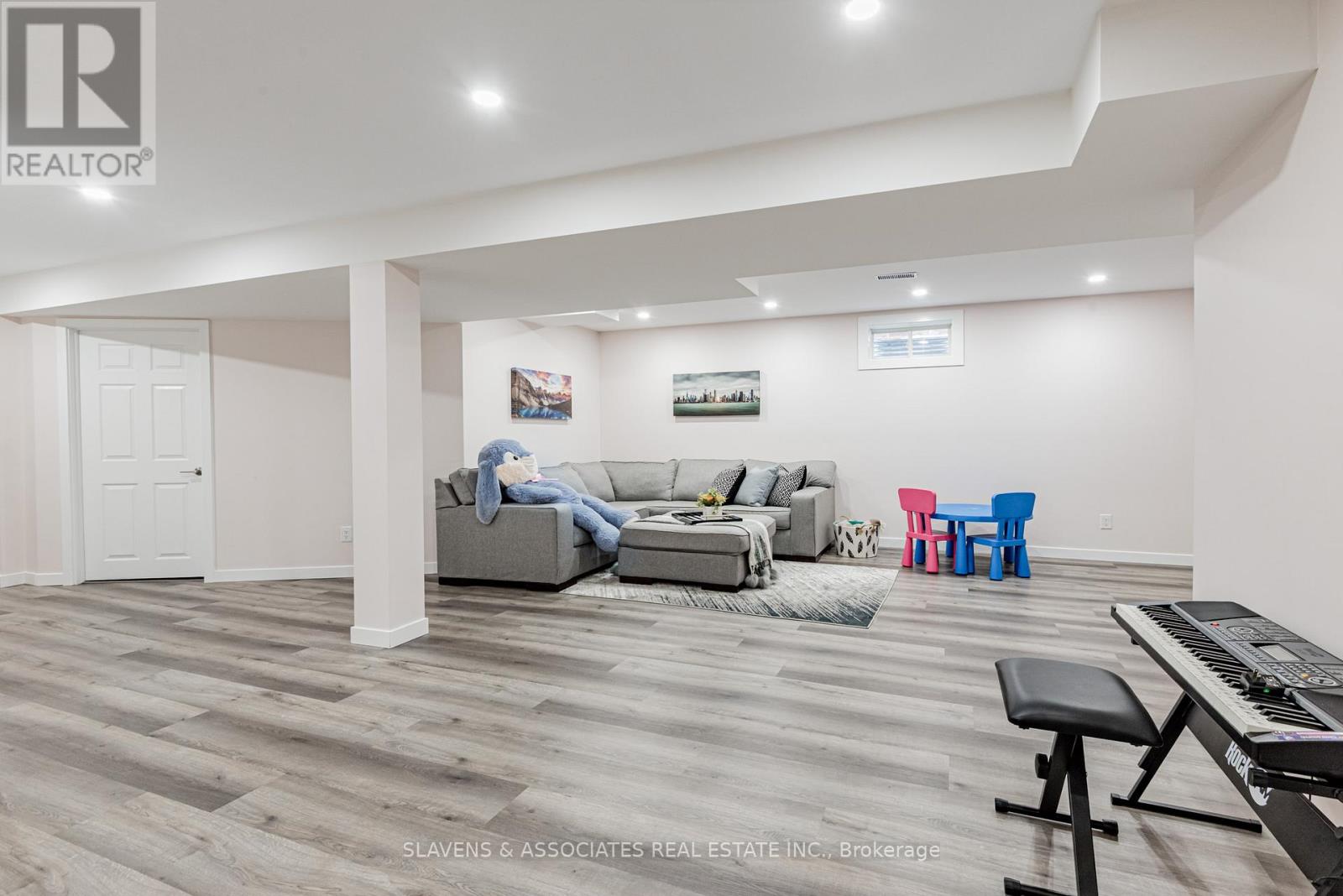 26 Marks Road, Springwater, Ontario  L9X 0S5 - Photo 35 - S12694752