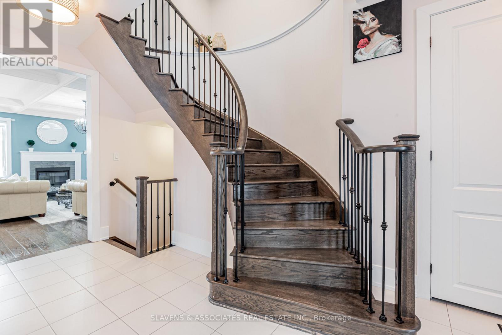 26 Marks Road, Springwater, Ontario  L9X 0S5 - Photo 4 - S12694752