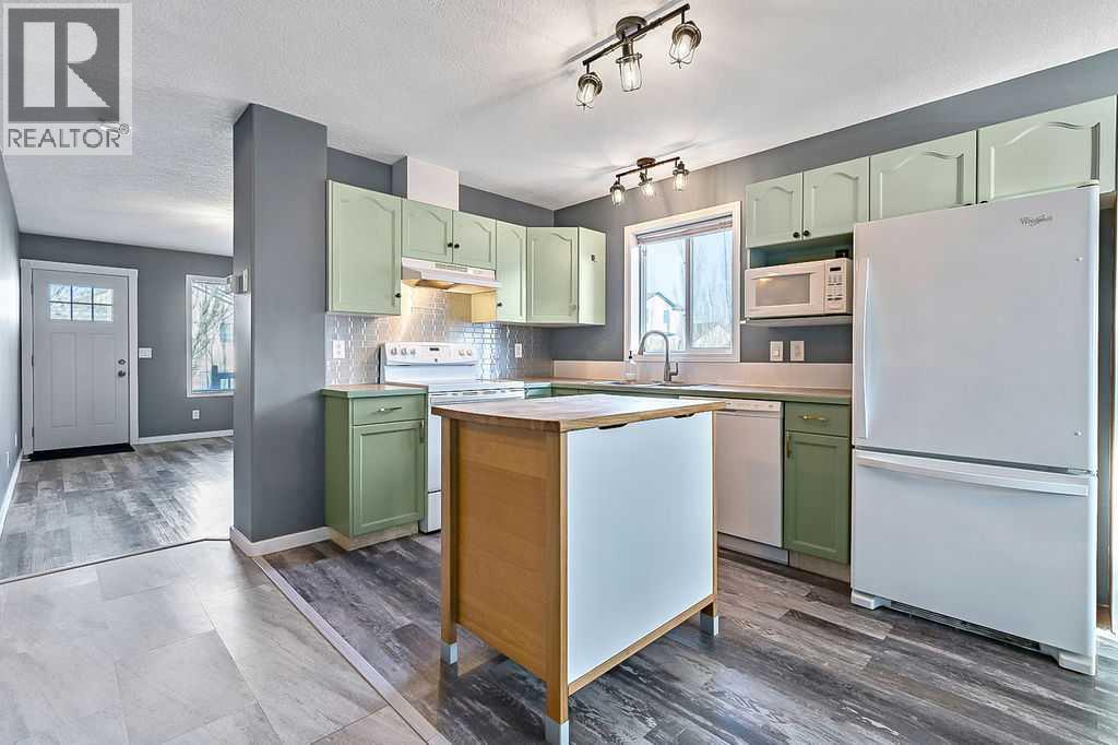 20 High Ridge Close Nw, High River, Alberta T1V 1X9 - Photo 5 - A2275176