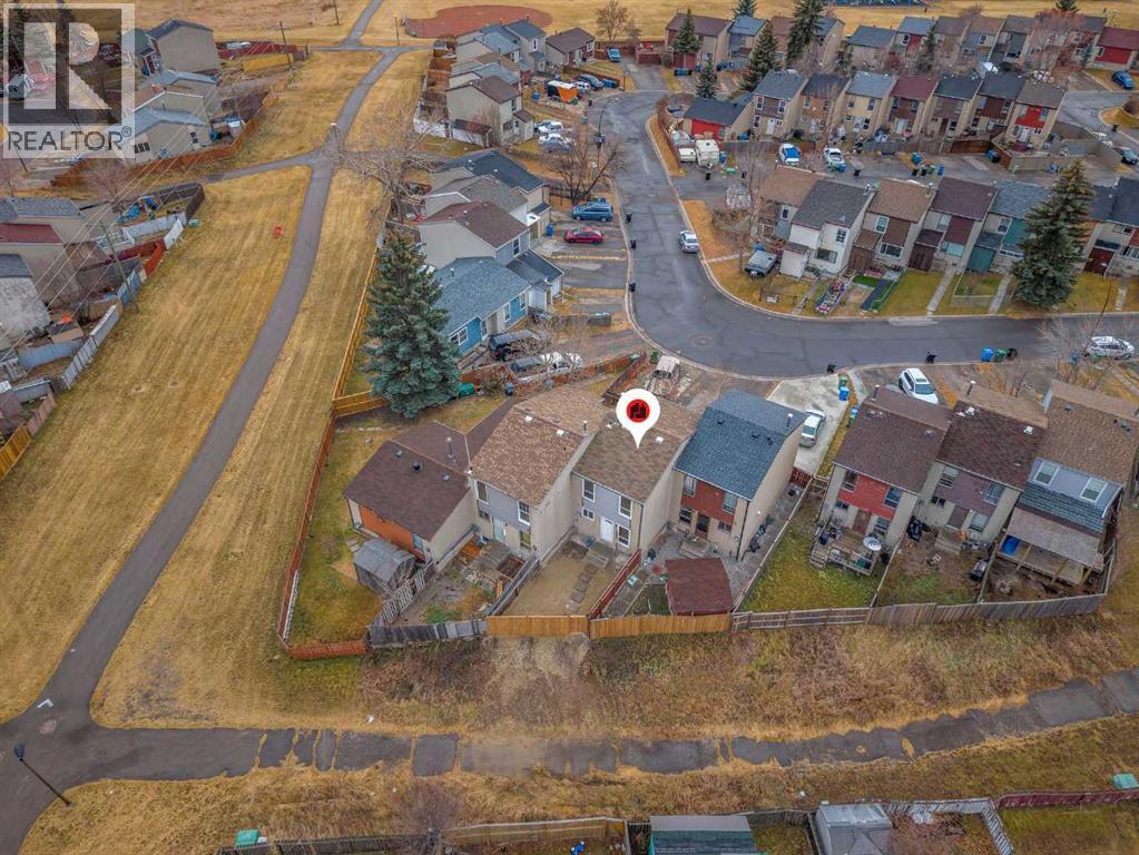 63 Penworth Close Se, Calgary, Alberta  T2A 5N4 - Photo 31 - A2275970