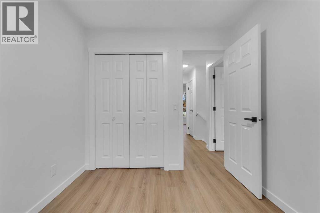 63 Penworth Close Se, Calgary, Alberta  T2A 5N4 - Photo 23 - A2275970