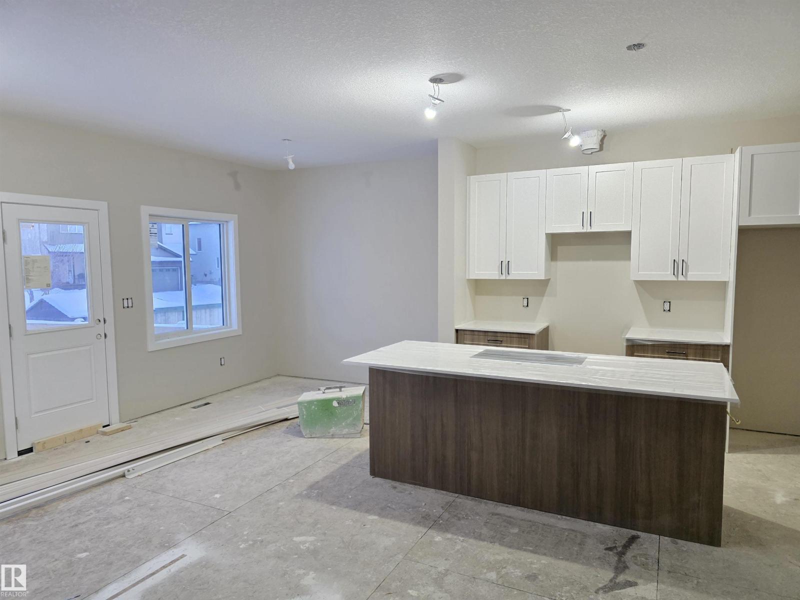 22 Ficus Wy, Fort Saskatchewan, Alberta  T8L 0Z6 - Photo 2 - E4469558