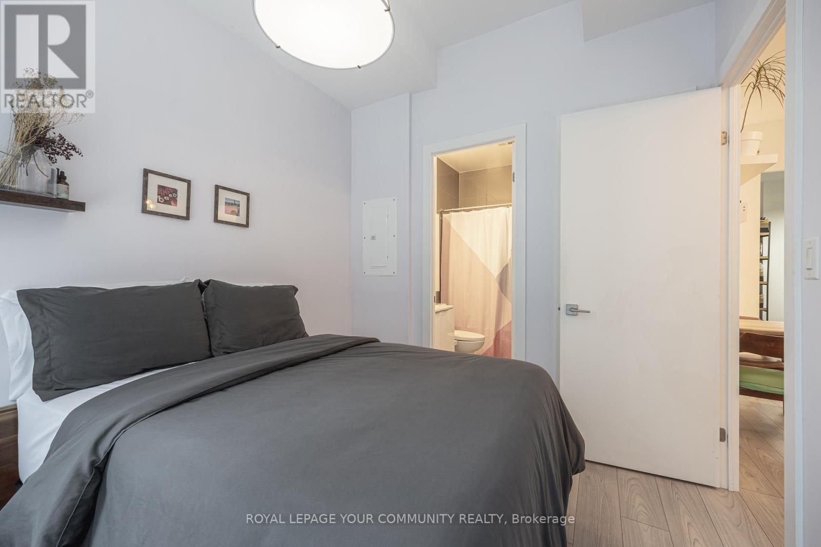 201 - 609 Avenue Road, Toronto, Ontario  M4V 0B1 - Photo 19 - C12696274