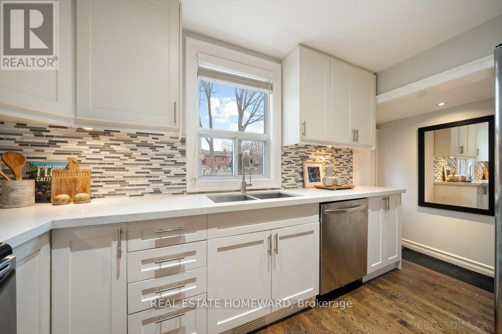 21 Queensdale Avenue, Toronto, Ontario  M4J 1Y1 - Photo 16 - E12696208