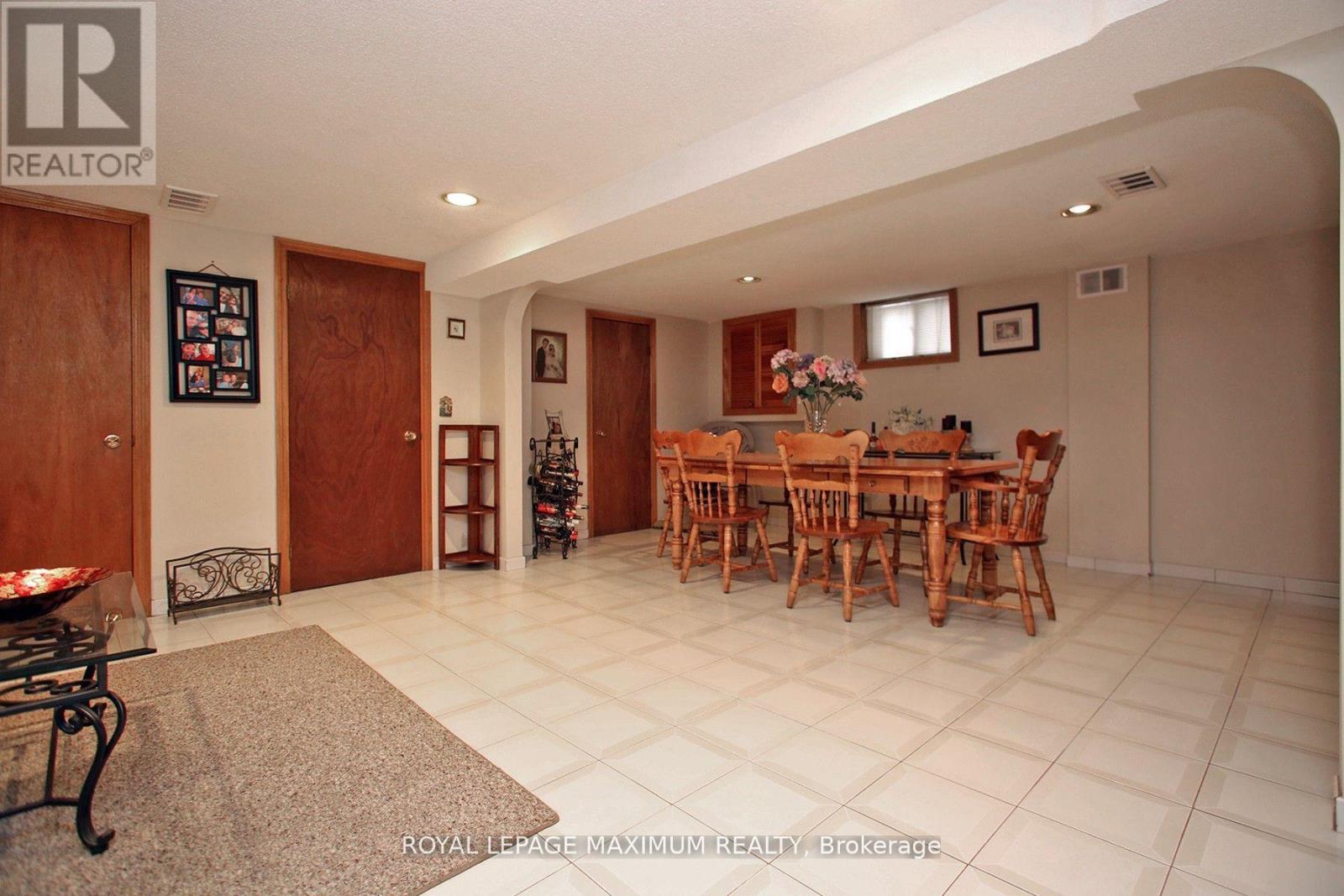 938 Kennedy Road, Toronto, Ontario  M1K 2G3 - Photo 18 - E12696290