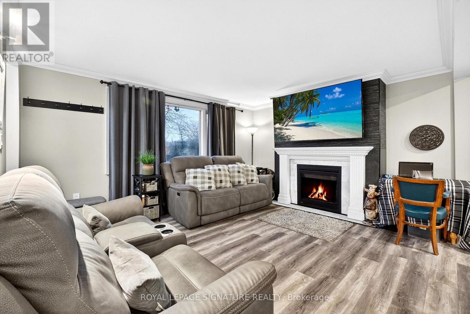 1914 Liverpool Road, Pickering, Ontario  L1V 1W5 - Photo 4 - E12696348