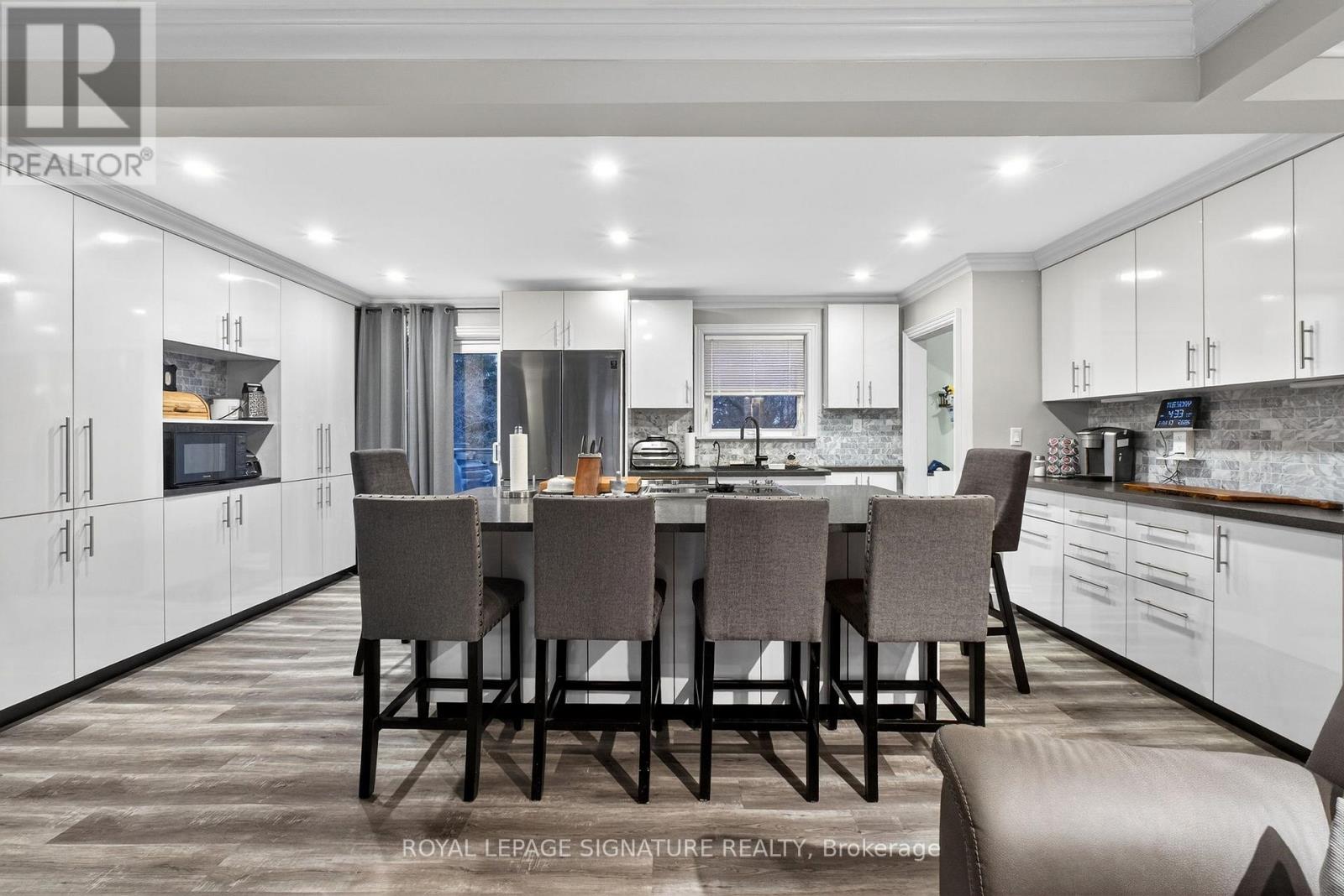 1914 Liverpool Road, Pickering, Ontario  L1V 1W5 - Photo 5 - E12696348