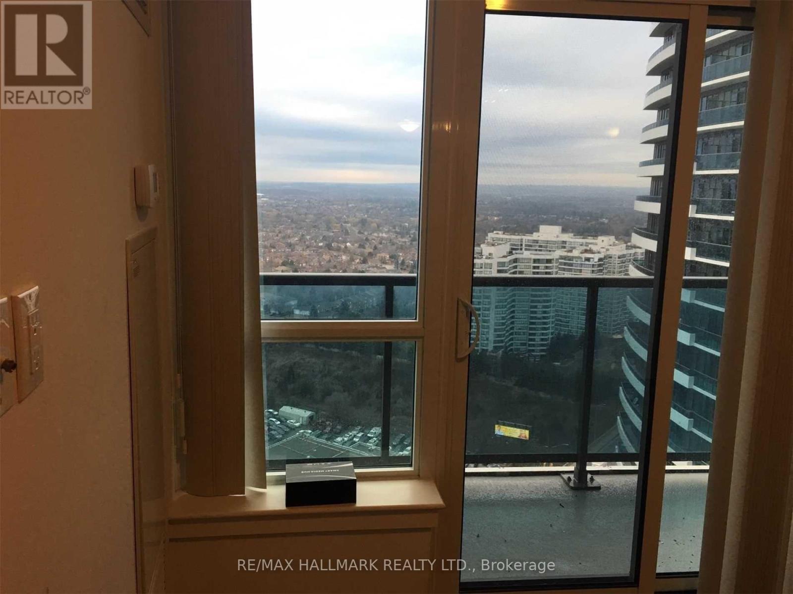 2435 - 7161 Yonge Street, Markham, Ontario  L3T 0C8 - Photo 9 - N12696240