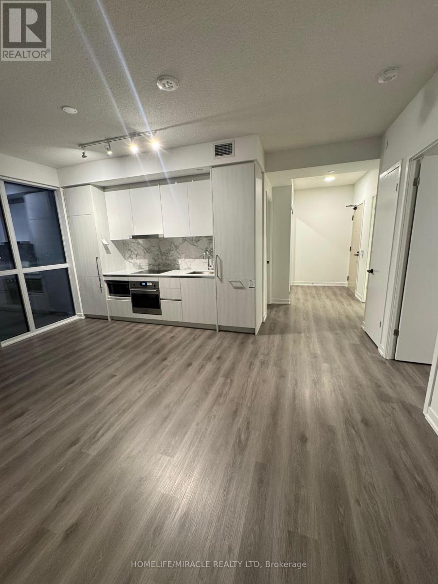 2012 - 225 Commerce Street, Vaughan, Ontario  L4K 0P9 - Photo 7 - N12696338