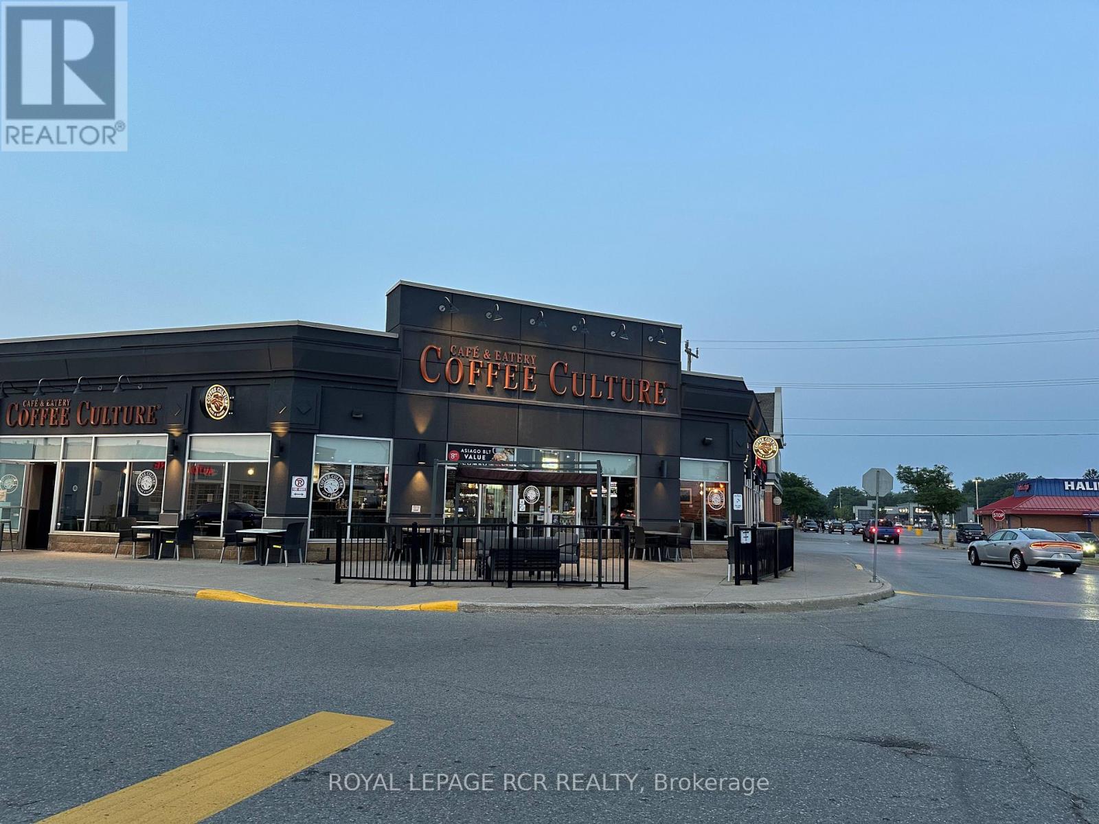 36 Young Street, New Tecumseth, Ontario  L9R 1P8 - Photo 2 - N12696362