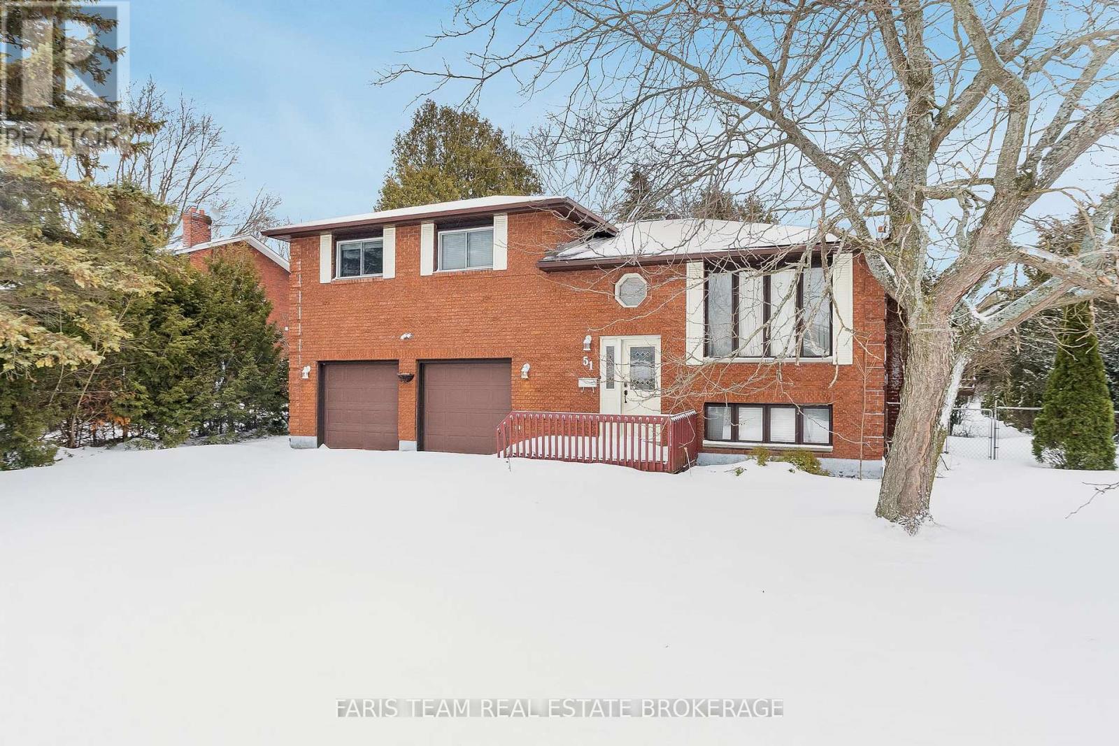 51 Beck Boulevard, Penetanguishene, Ontario  L9M 1E2 - Photo 3 - S12696260