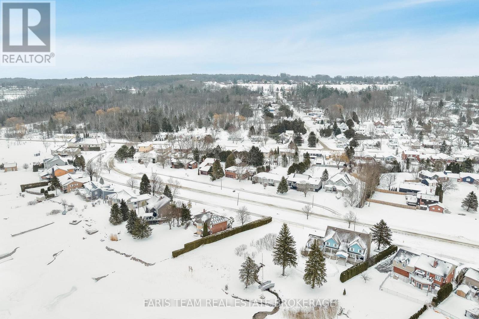 51 Beck Boulevard, Penetanguishene, Ontario  L9M 1E2 - Photo 31 - S12696260