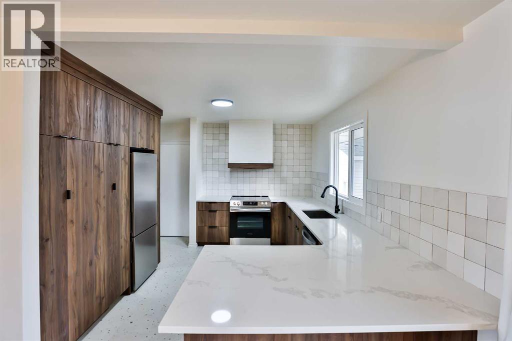 1020 Fern Crescent S, Lethbridge, Alberta  T1K 2W3 - Photo 9 - A2250050