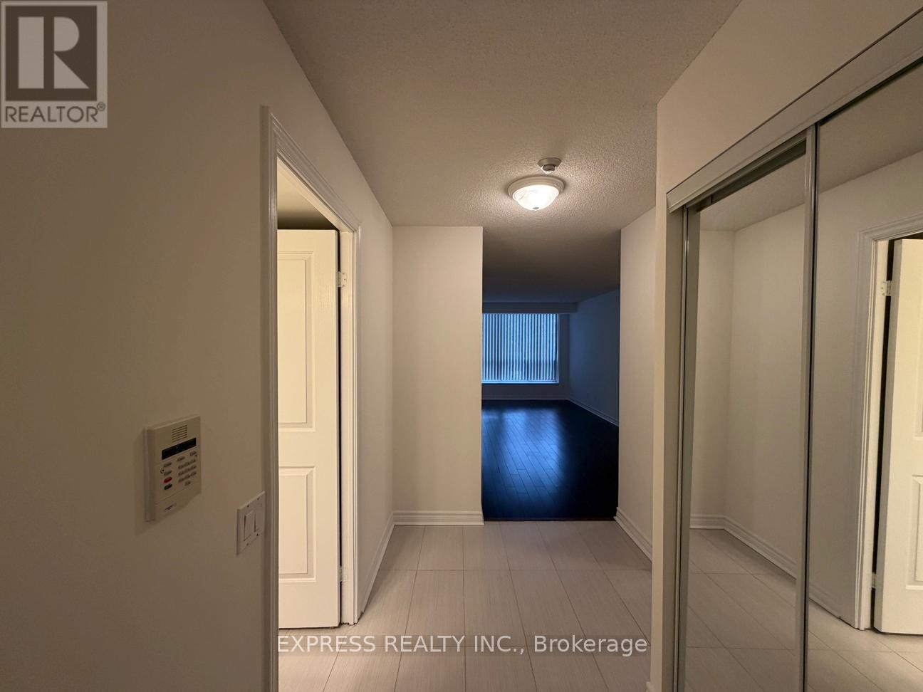 503 - 152 ST PATRICK STREET, Toronto, Ontario