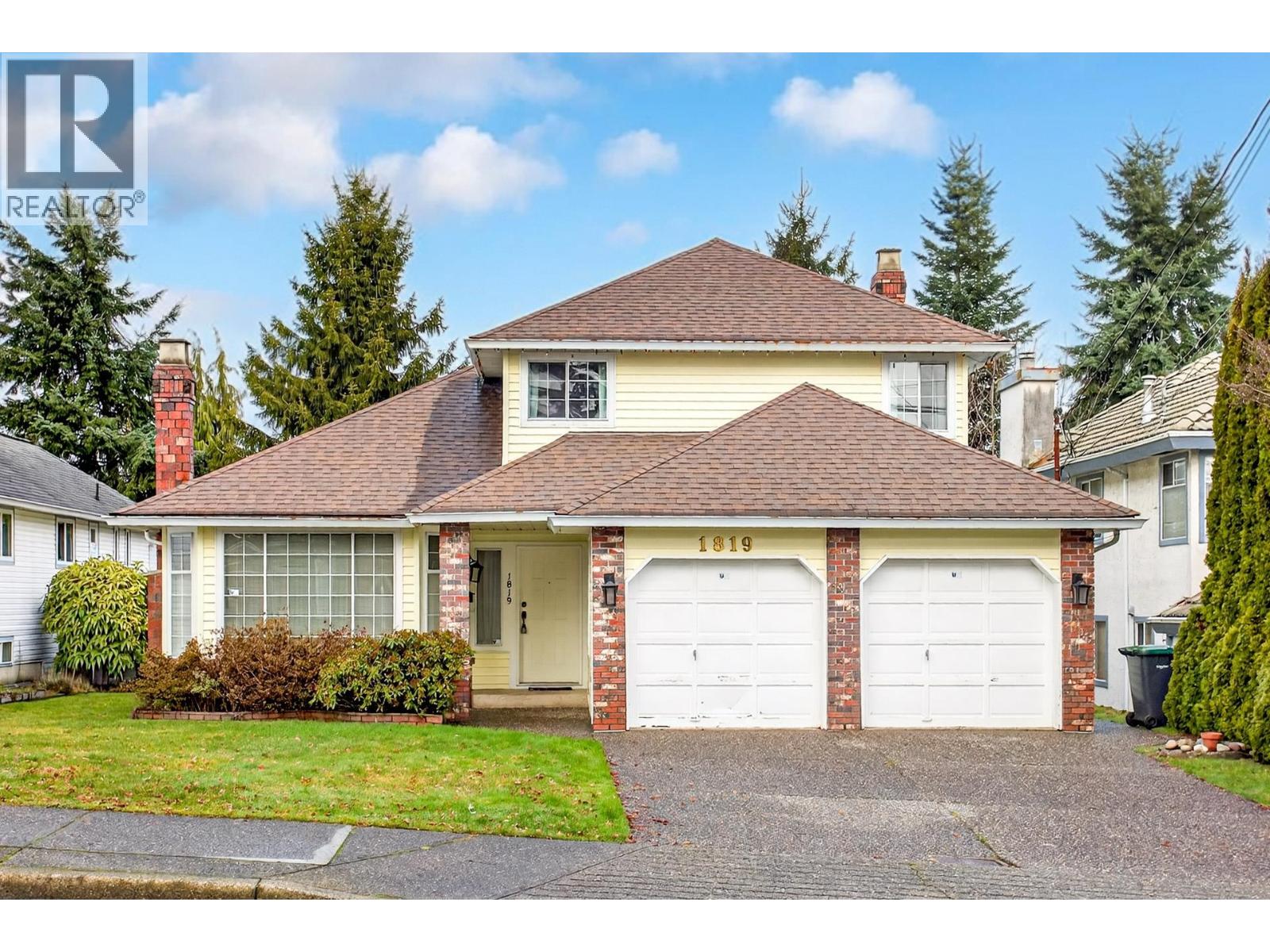 1819 FOSTER AVENUE, Coquitlam, British Columbia