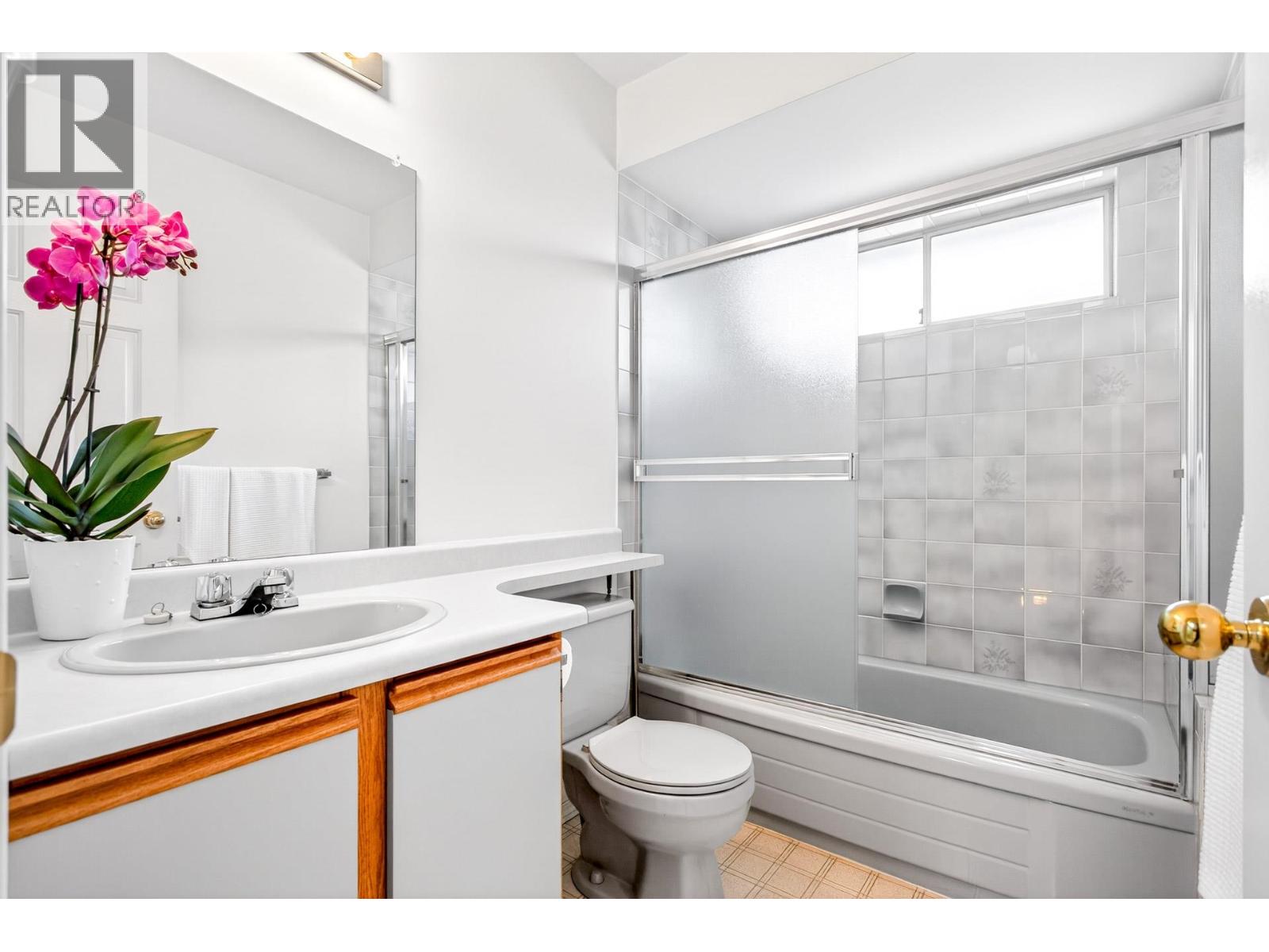 1819 Foster Avenue, Coquitlam, British Columbia  V3J 7K8 - Photo 32 - R3078895