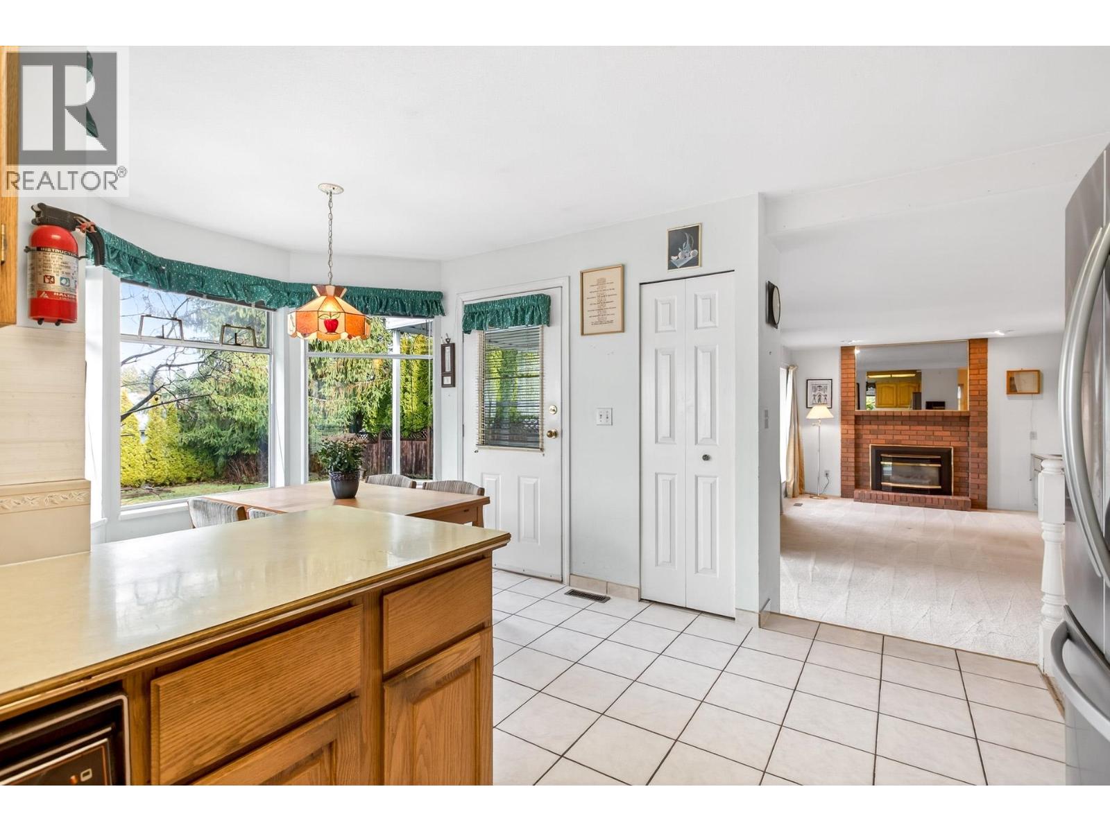 1819 Foster Avenue, Coquitlam, British Columbia  V3J 7K8 - Photo 14 - R3078895