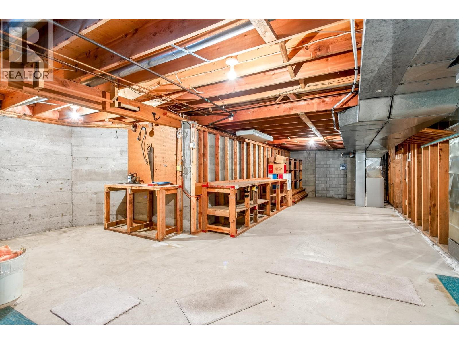 1819 Foster Avenue, Coquitlam, British Columbia  V3J 7K8 - Photo 35 - R3078895