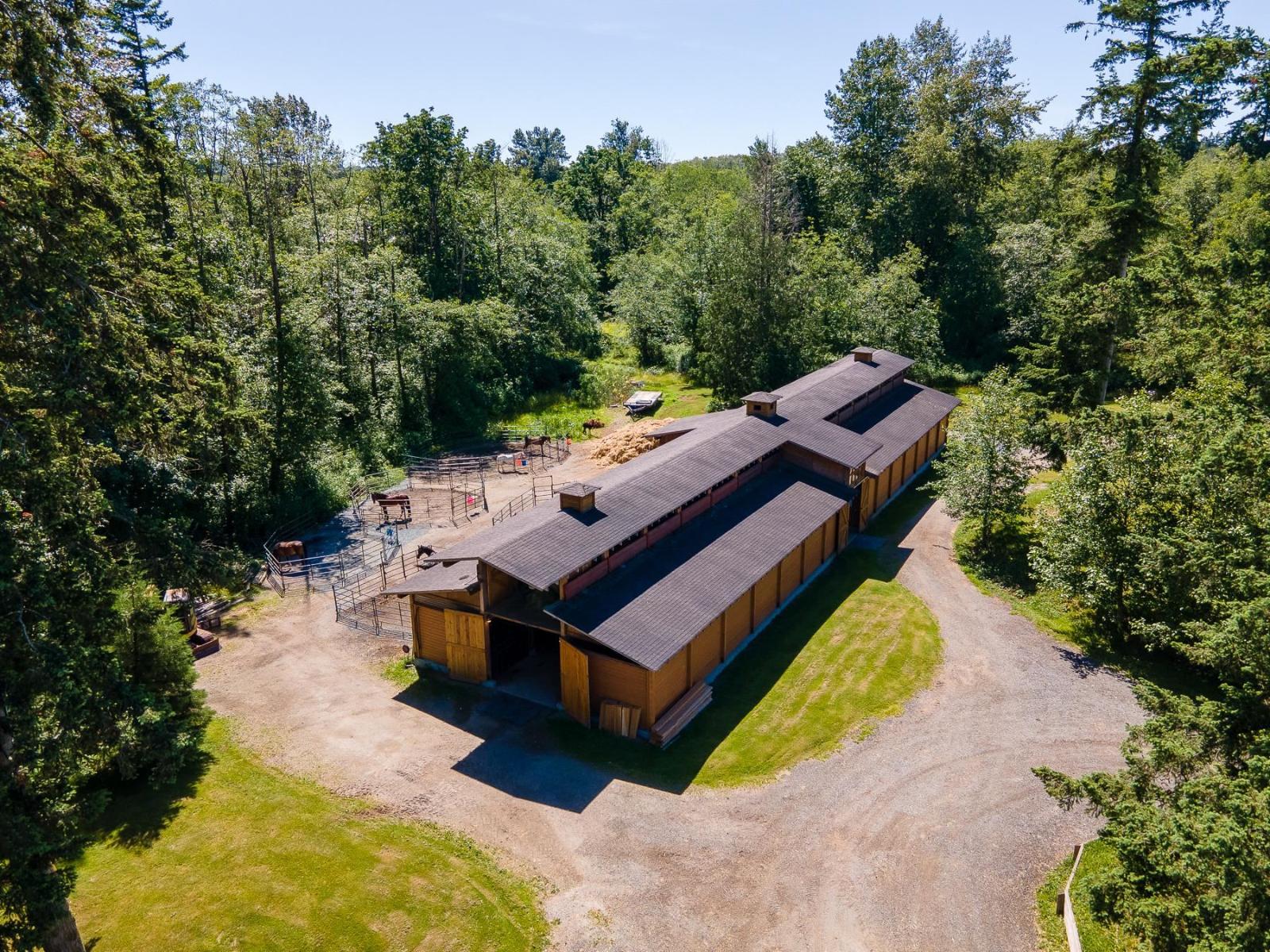 1061 216 Street, Langley, British Columbia  V2Z 1R3 - Photo 3 - R3078007