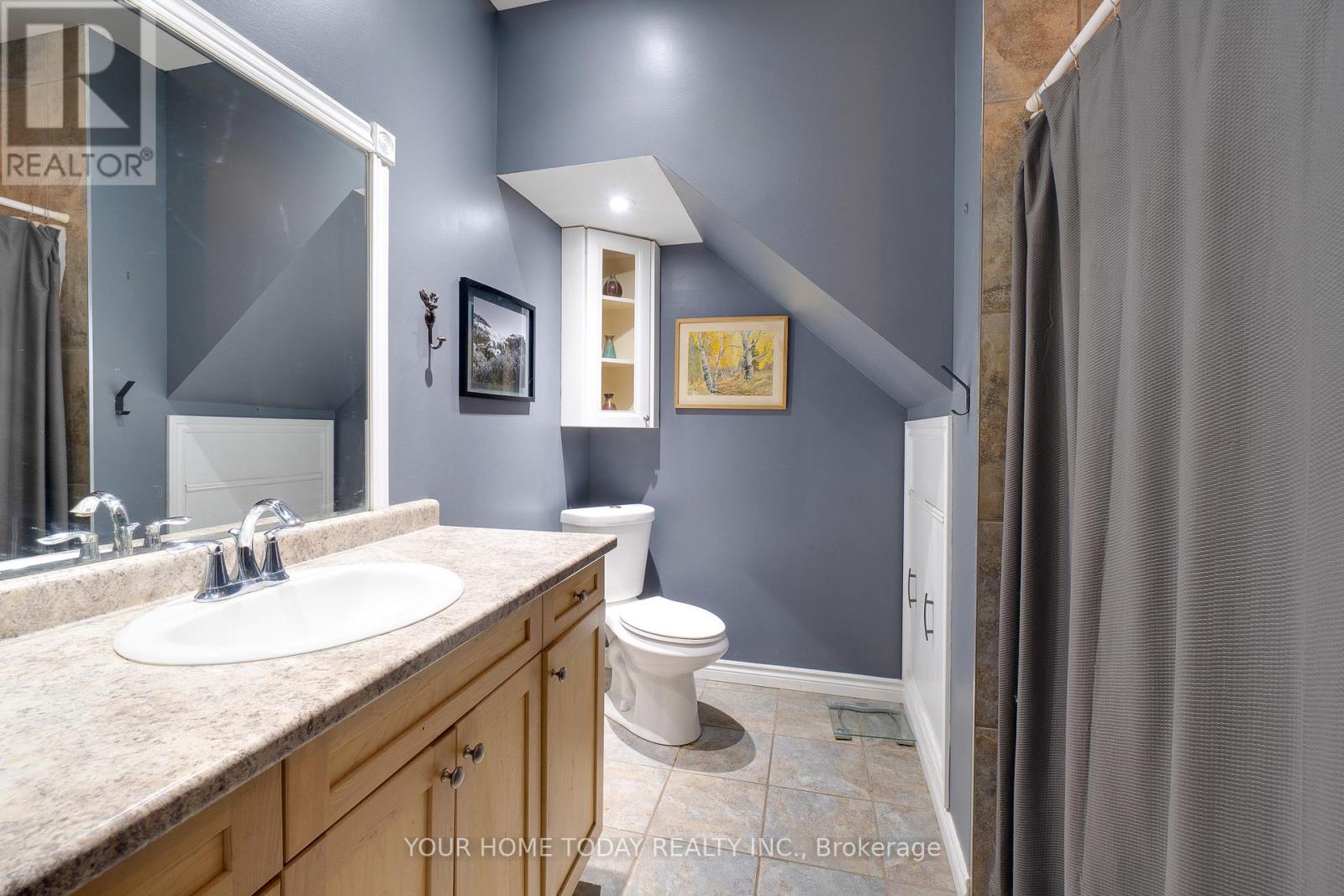 10 Knox Street, Halton Hills, Ontario  L7J 1C7 - Photo 25 - W12696186