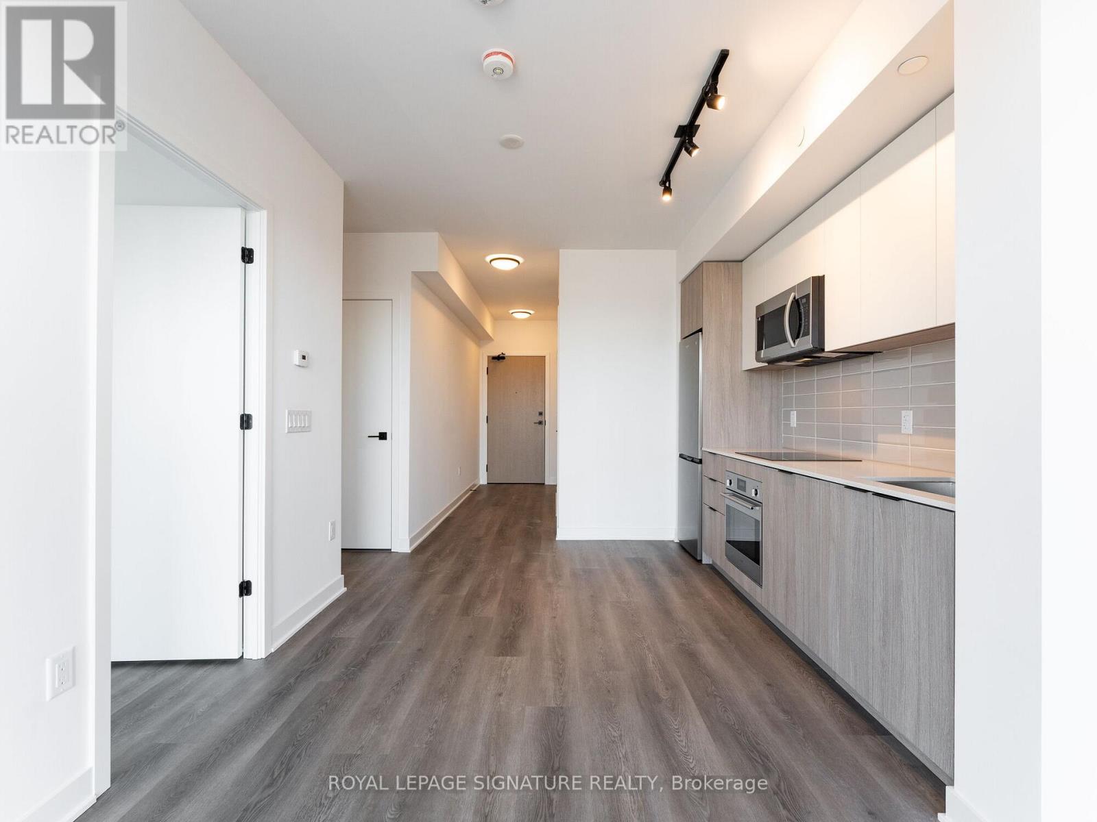 2402 - 36 Zorra Street, Toronto, Ontario  M8Z 0G5 - Photo 10 - W12696202