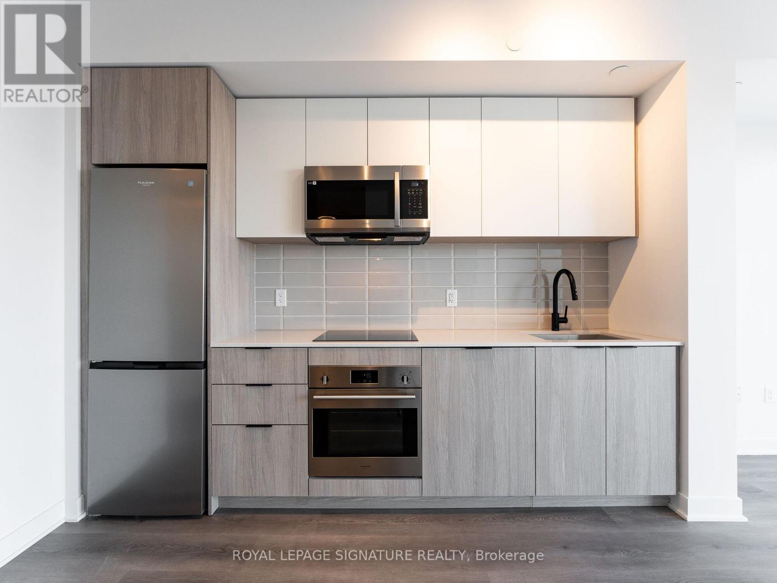 2402 - 36 Zorra Street, Toronto, Ontario  M8Z 0G5 - Photo 13 - W12696202