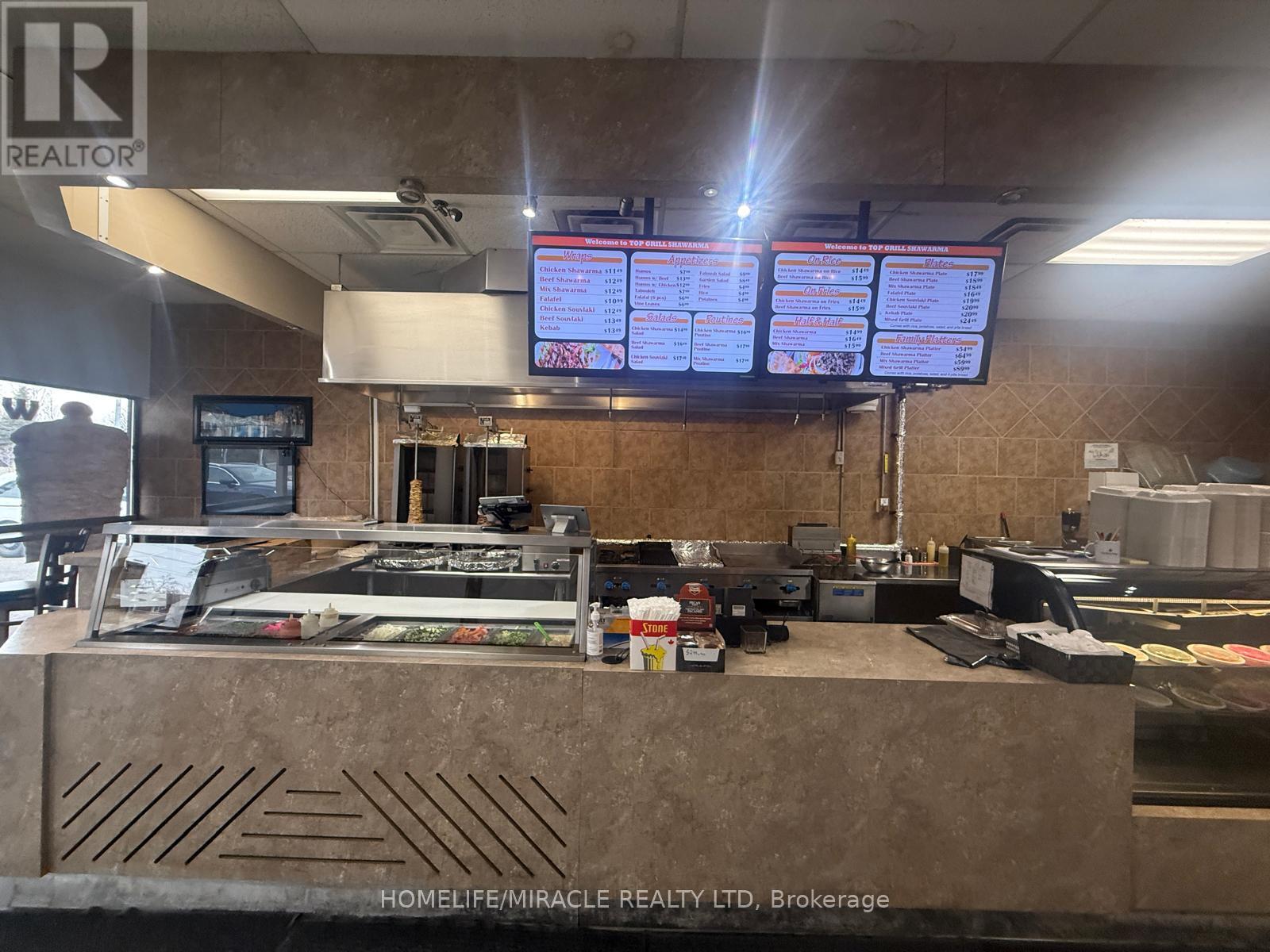 1900 Lakeshore Road W, Mississauga, Ontario  L5J 1J7 - Photo 5 - W12696252