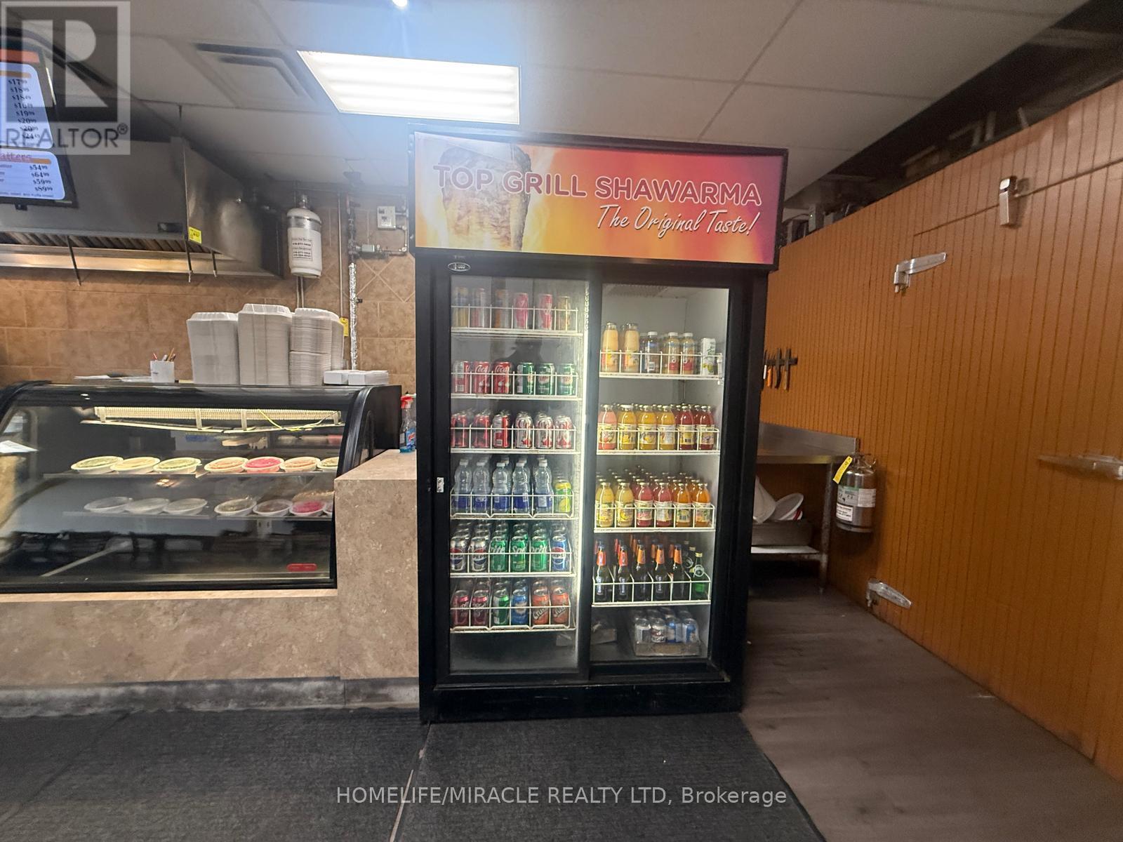 1900 Lakeshore Road W, Mississauga, Ontario  L5J 1J7 - Photo 6 - W12696252