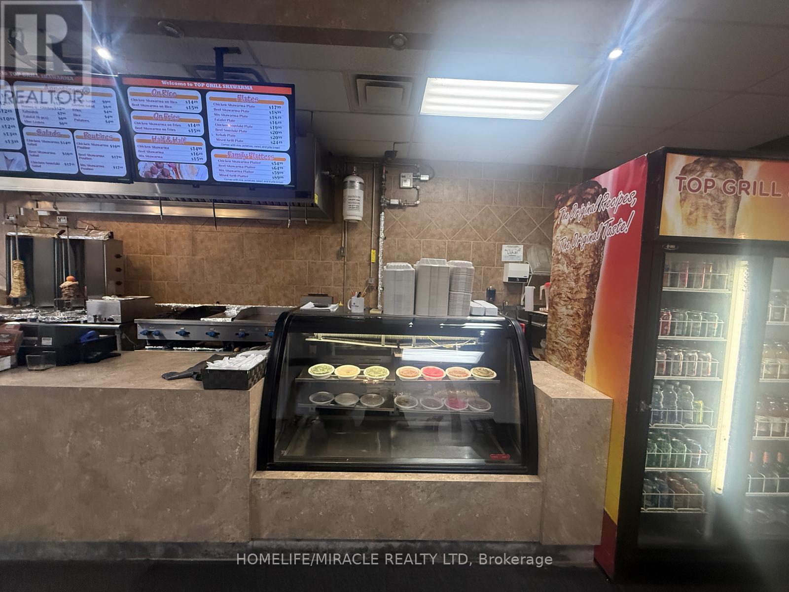 1900 Lakeshore Road W, Mississauga, Ontario  L5J 1J7 - Photo 7 - W12696252