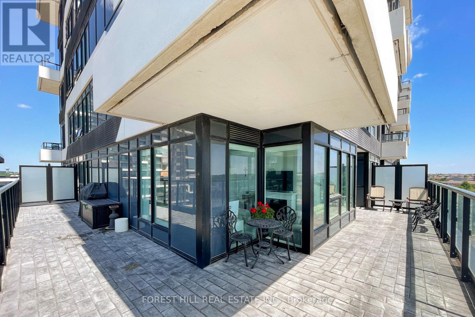 502 - 297 Oak Walk Drive, Oakville, Ontario  L6H 3R6 - Photo 28 - W12696258