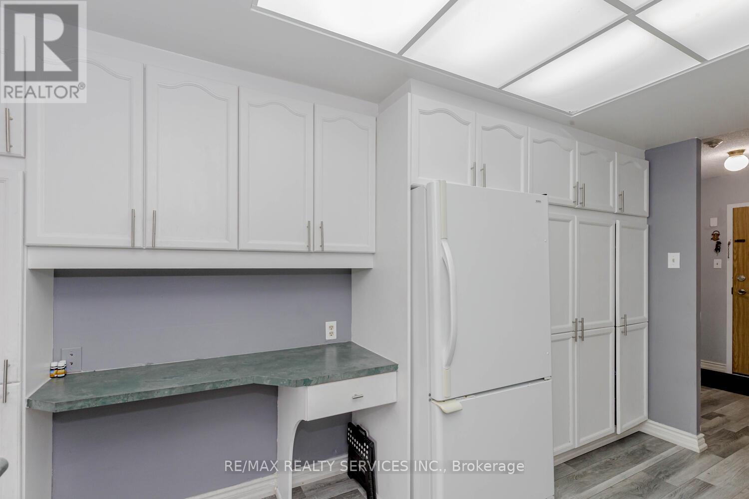 1204 - 8 Lisa Street, Brampton, Ontario  L6T 4S6 - Photo 26 - W12696262