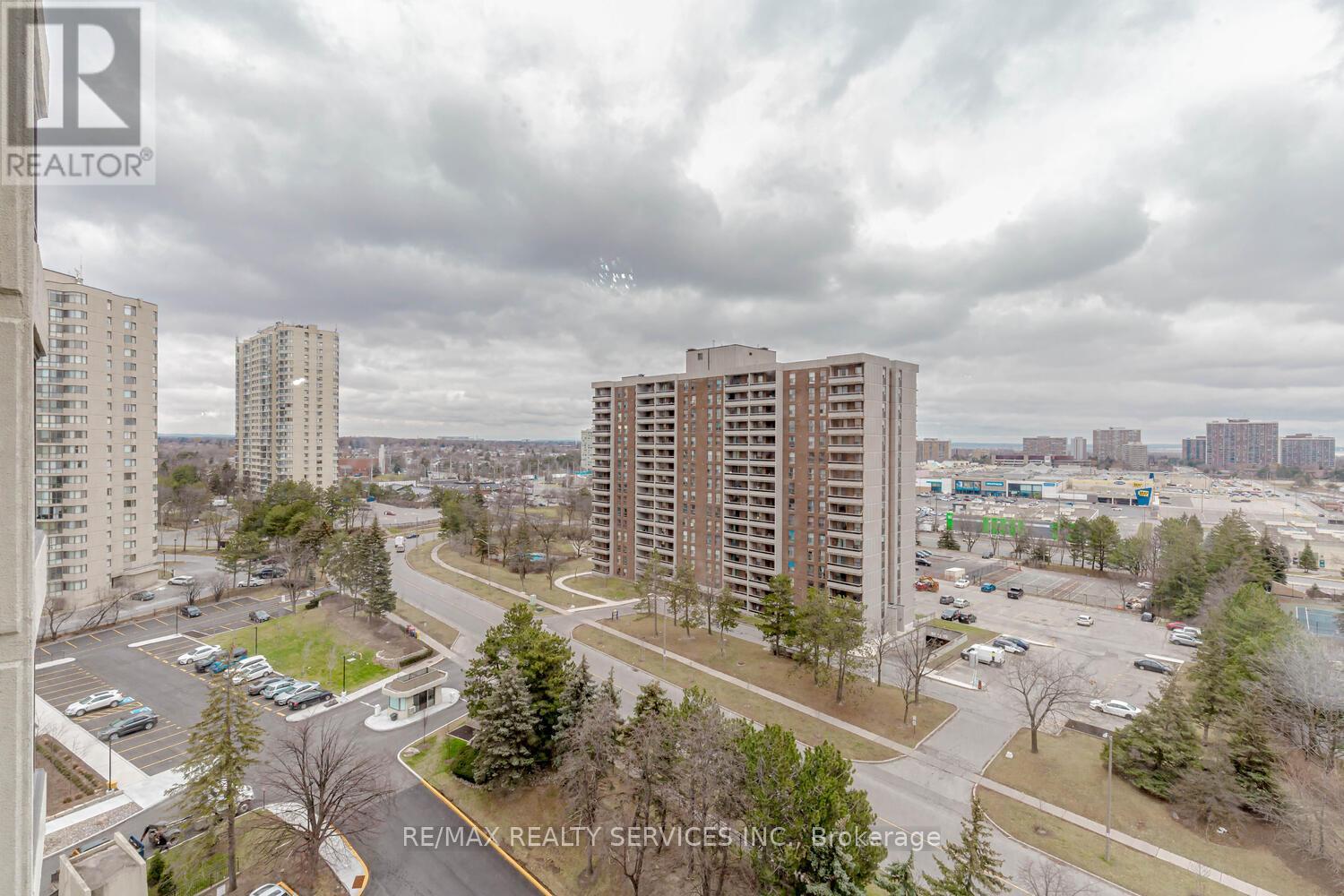 1204 - 8 Lisa Street, Brampton, Ontario  L6T 4S6 - Photo 4 - W12696262