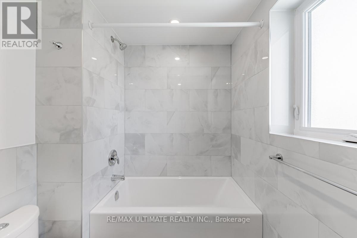 Upper - 198 Cornelius Parkway, Toronto, Ontario  M6L 2K9 - Photo 4 - W12696280