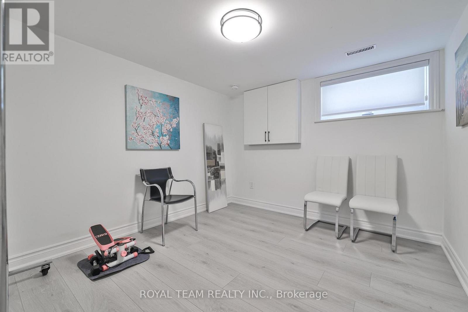 6 Crioline Road, Toronto, Ontario  M6L 2S3 - Photo 29 - W12696308