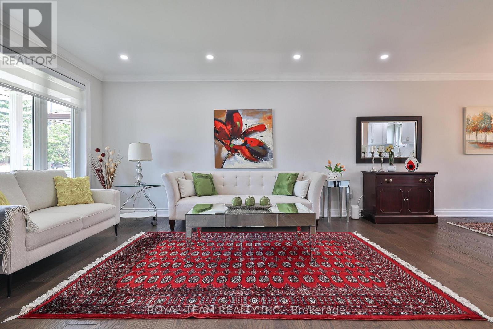 6 Crioline Road, Toronto, Ontario  M6L 2S3 - Photo 4 - W12696308