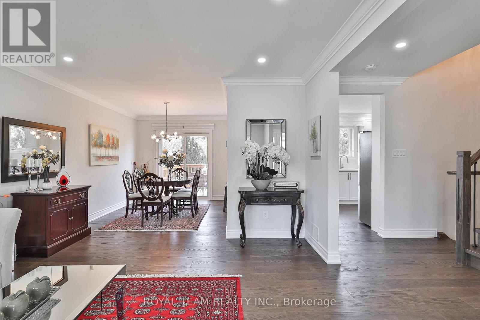 6 Crioline Road, Toronto, Ontario  M6L 2S3 - Photo 7 - W12696308