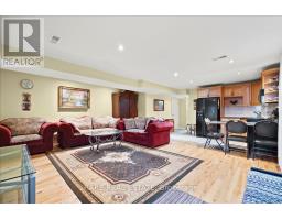 LOWER - 40 LLOYD GEORGE AVENUE, Toronto, Ontario