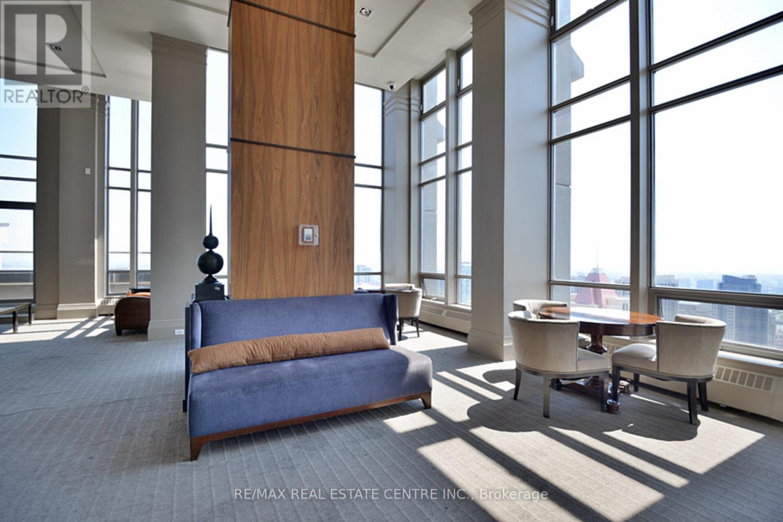 1805 - 388 Prince Of Wales Drive, Mississauga, Ontario  L5B 0A1 - Photo 23 - W12696368