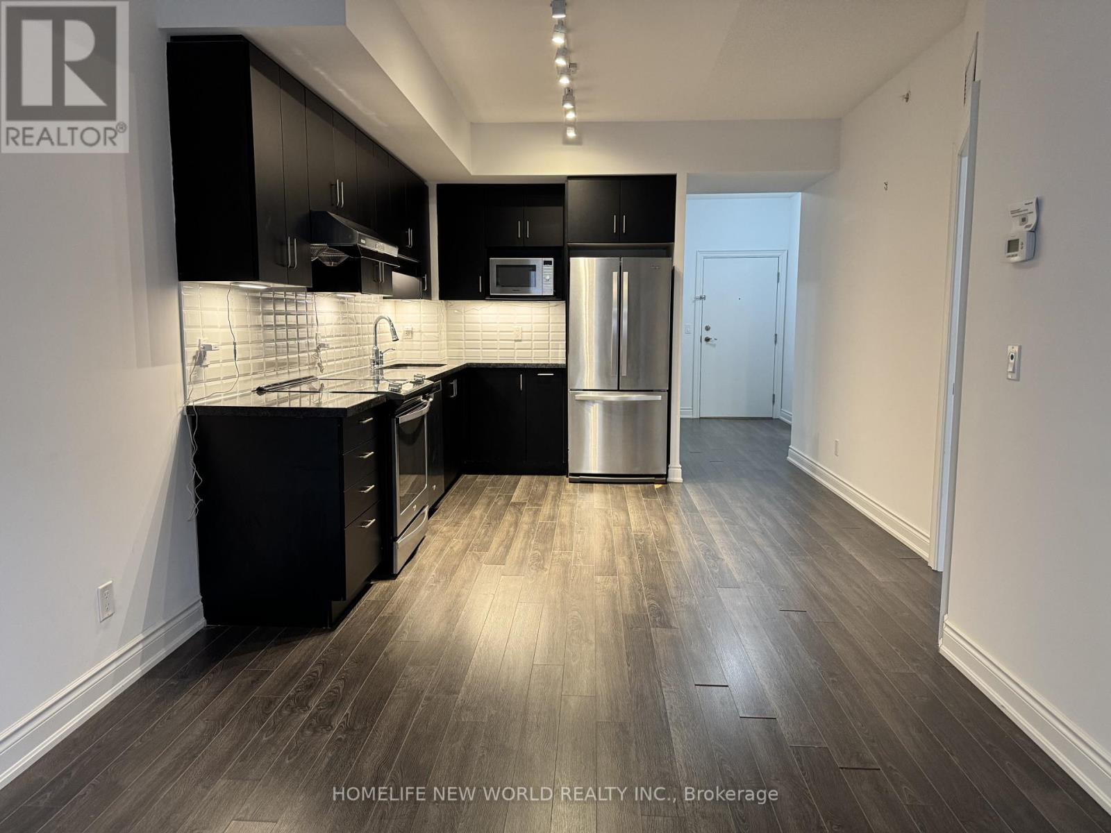 703 - 38 Cedarland Drive, Markham, Ontario  L6G 0G7 - Photo 8 - N12616386