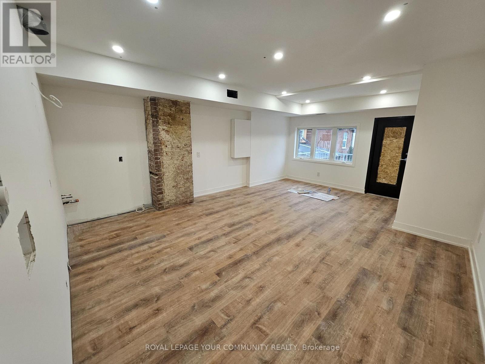 2nd Floor - 983 Dovercourt Road, Toronto, Ontario  M6H 2X6 - Photo 7 - W12594954