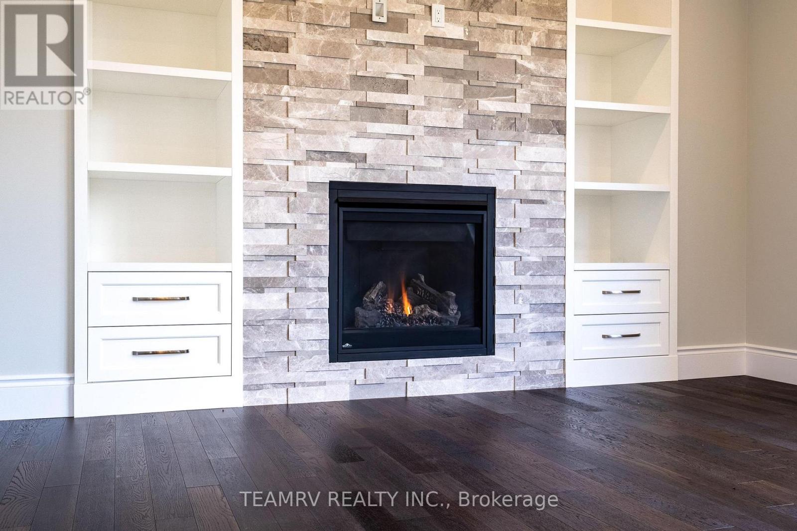 87 Burton Street, East Zorra-Tavistock, Ontario  N0J 1M0 - Photo 4 - X12696190