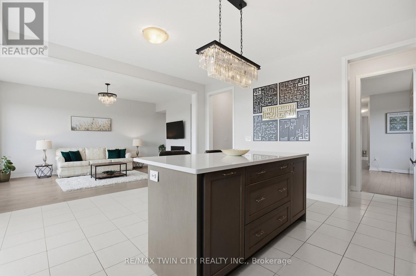 43 Blackburn Street, Cambridge, Ontario  N2A 0M1 - Photo 18 - X12696210