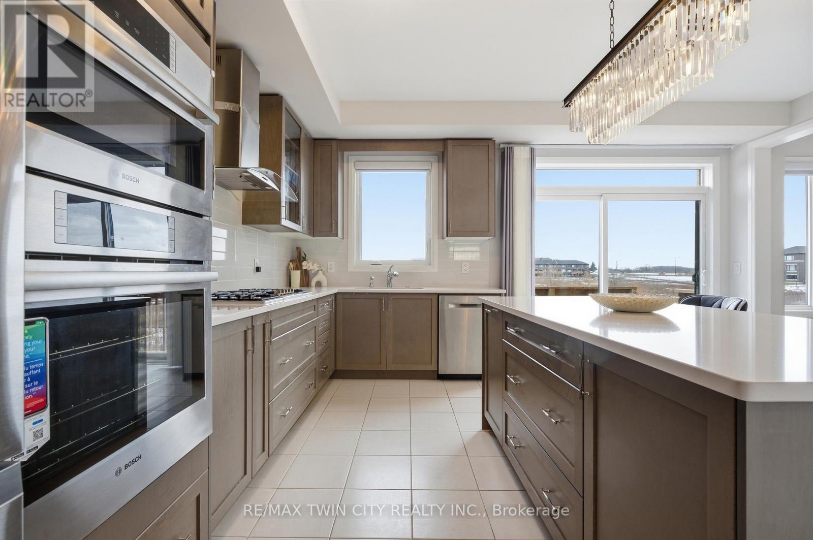 43 Blackburn Street, Cambridge, Ontario  N2A 0M1 - Photo 20 - X12696210