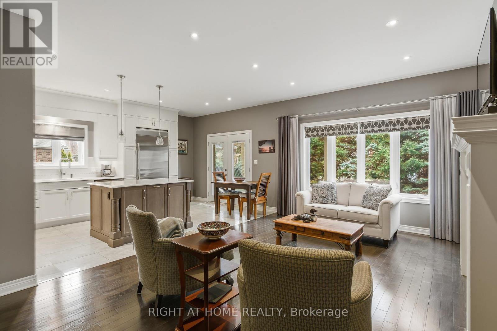 21 Tulip Tree Road, Niagara-On-The-Lake, Ontario  L0S 1J1 - Photo 15 - X12696266