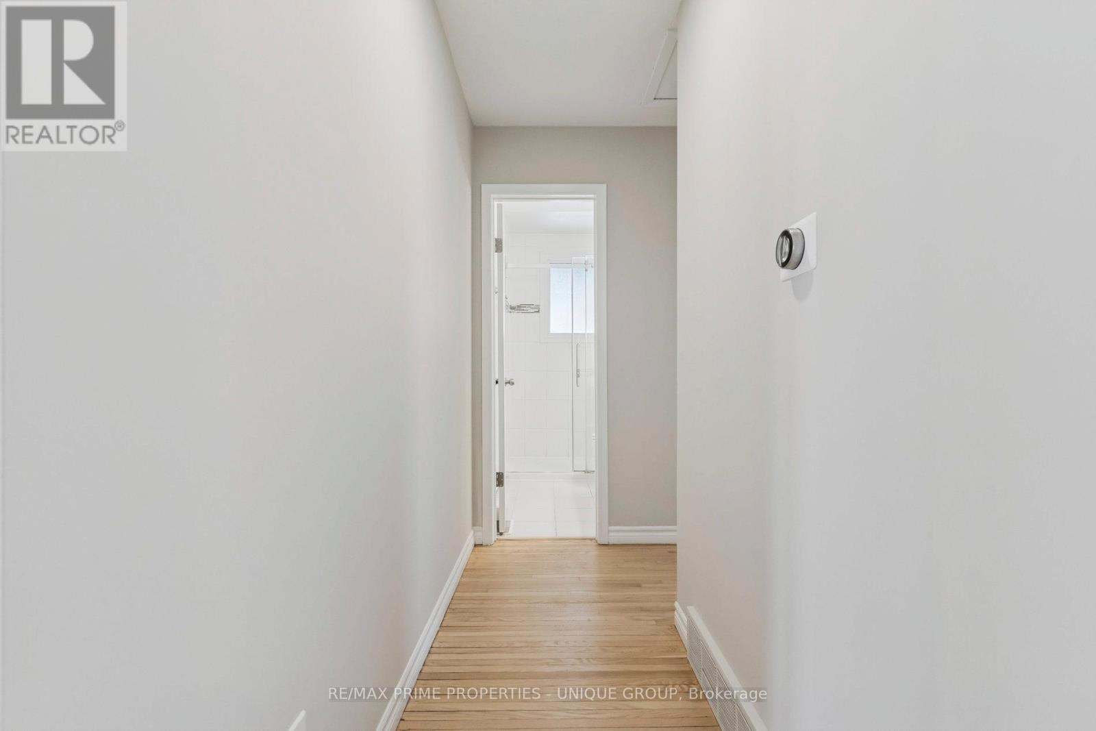 520 Teakwood Drive, Waterloo, Ontario  N2L 4L4 - Photo 21 - X12696336