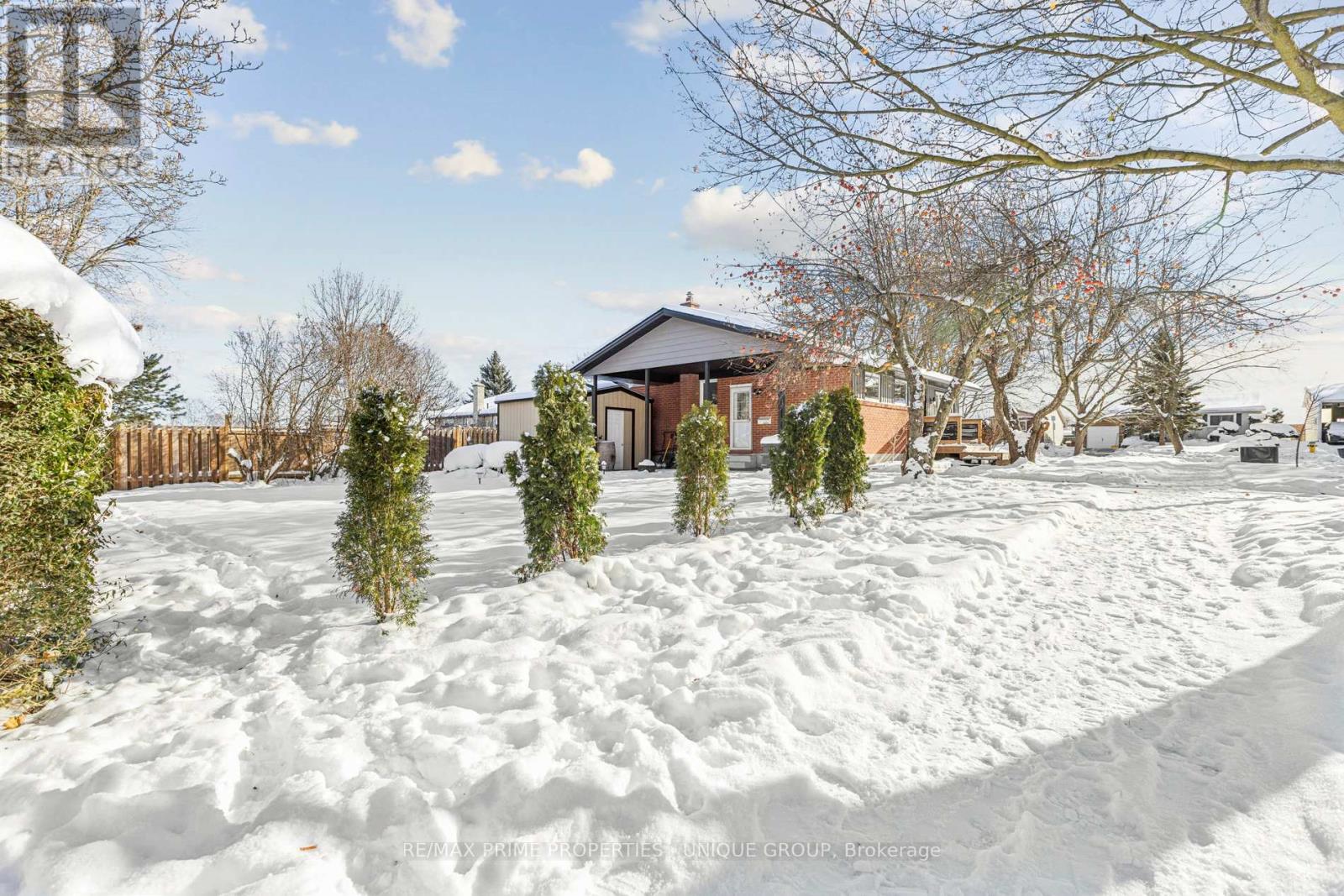 520 Teakwood Drive, Waterloo, Ontario  N2L 4L4 - Photo 47 - X12696336