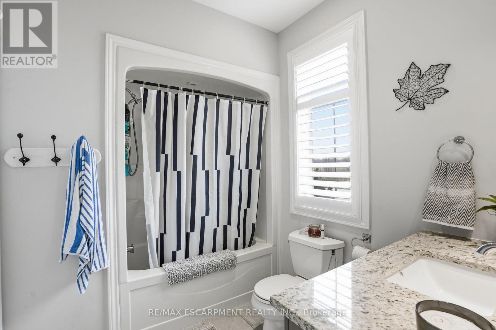 6 Macneil Court, Brant, Ontario  N3S 0G3 - Photo 27 - X12696354